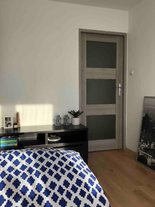 Sm Pokoj Przy Rondzie Daszynskiego Varşovia Exterior foto